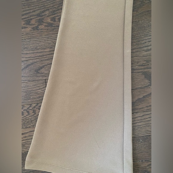 Flared Leggings - Picture 6 of 7